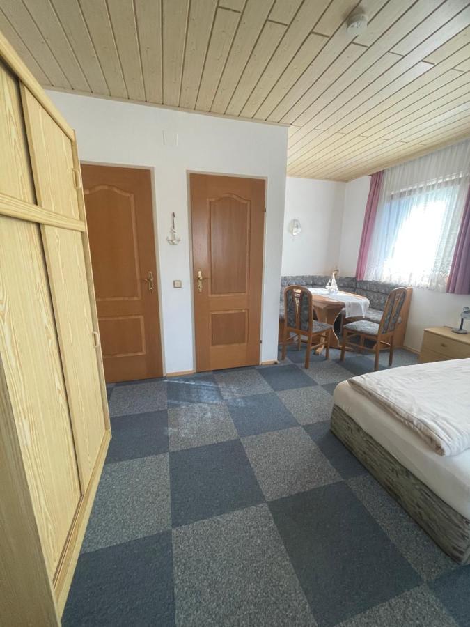 赖弗尼茨Haus Zum Glueck公寓 外观 照片