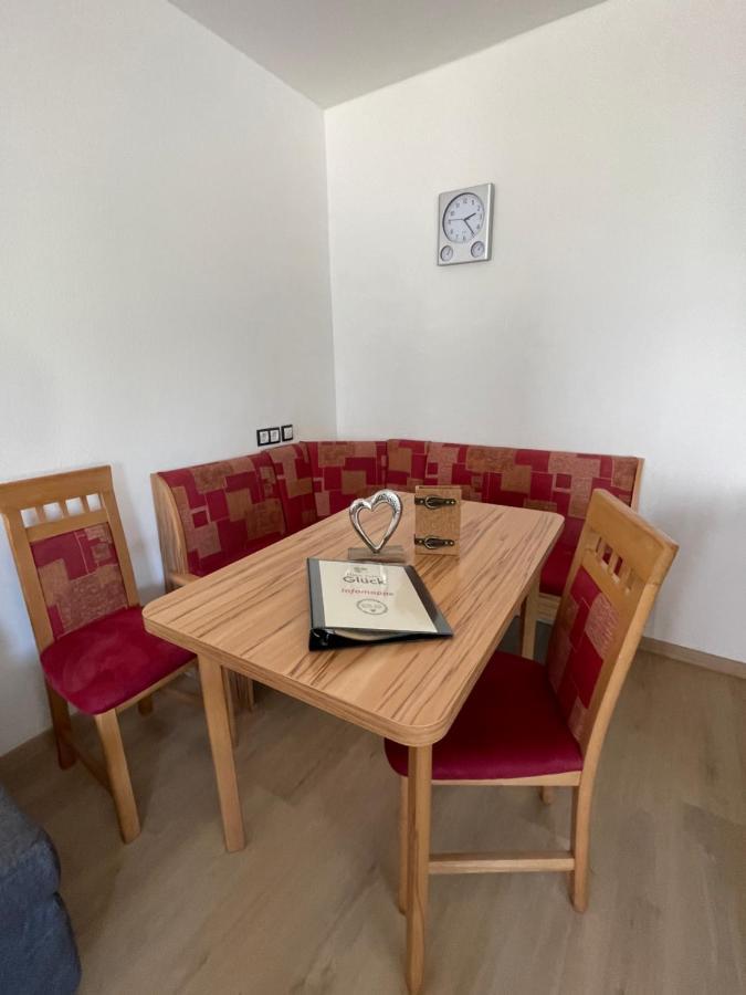 赖弗尼茨Haus Zum Glueck公寓 外观 照片